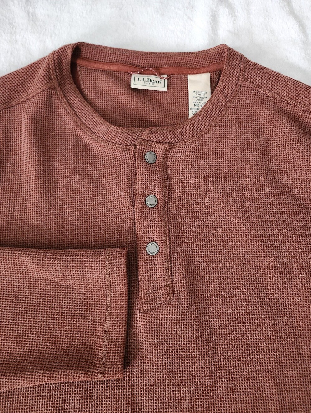 L.L. BEAN Men's Medium Waffle Knit Thermal Long Sleeve Henley Shirt Rust Color